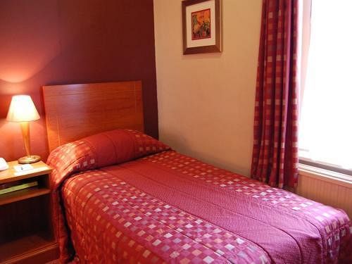 Saffron Suite And Kitchen Сафрън Уолдън Екстериор снимка